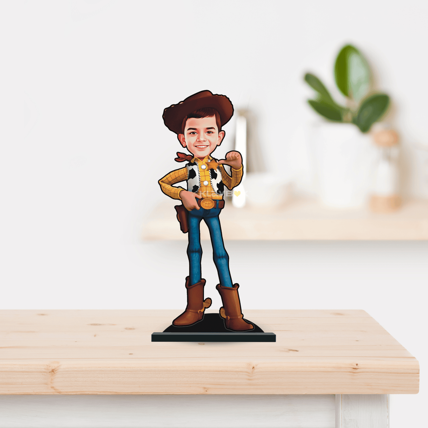 Superhero minify Woody